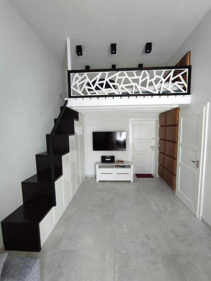 Apartament W Stylu Loft يلينيا غورا المظهر الخارجي الصورة